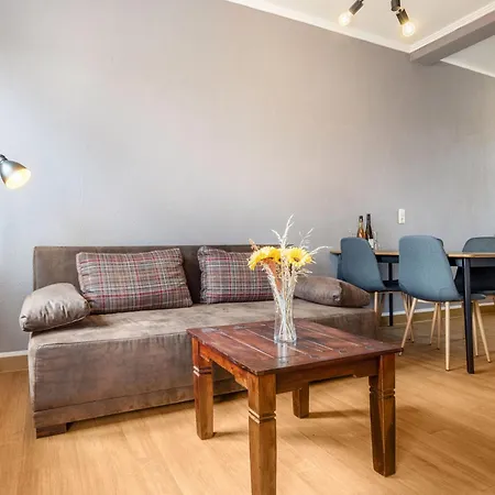 Reihenhaus Mit Wlan In Buchholz Am Mueritzsee Holiday home